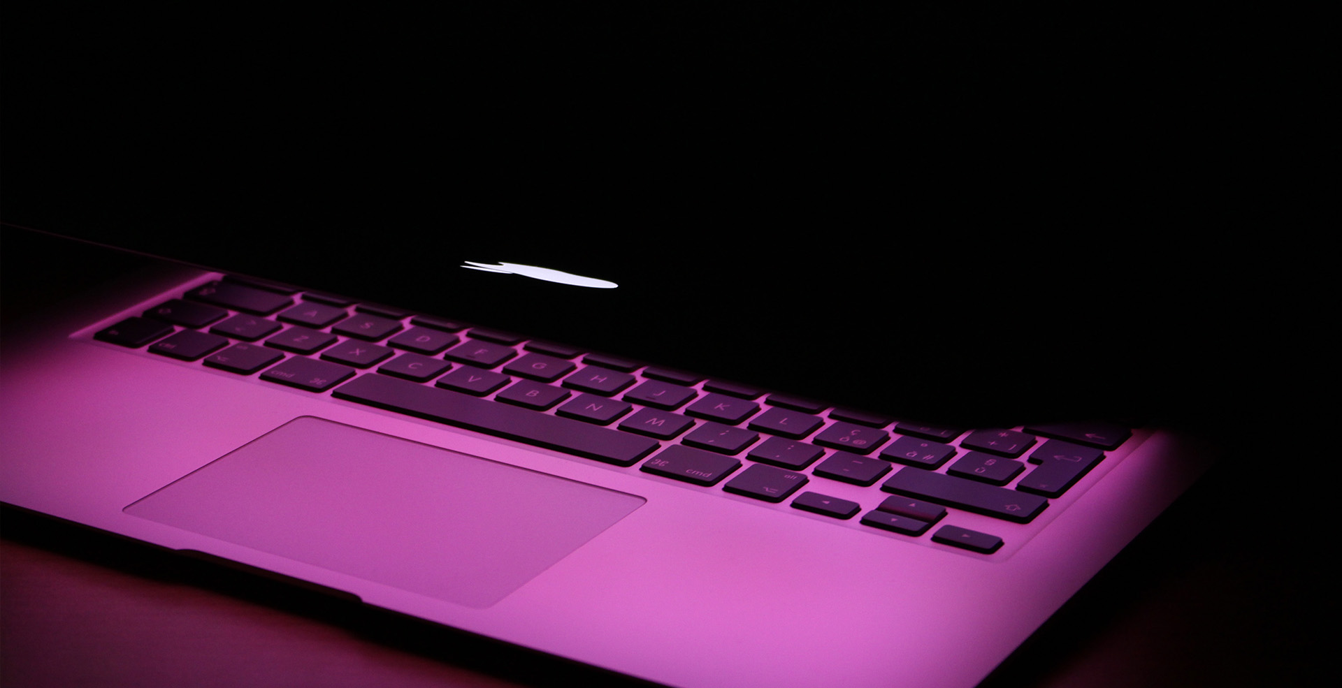 laptopmockup_sliderdy